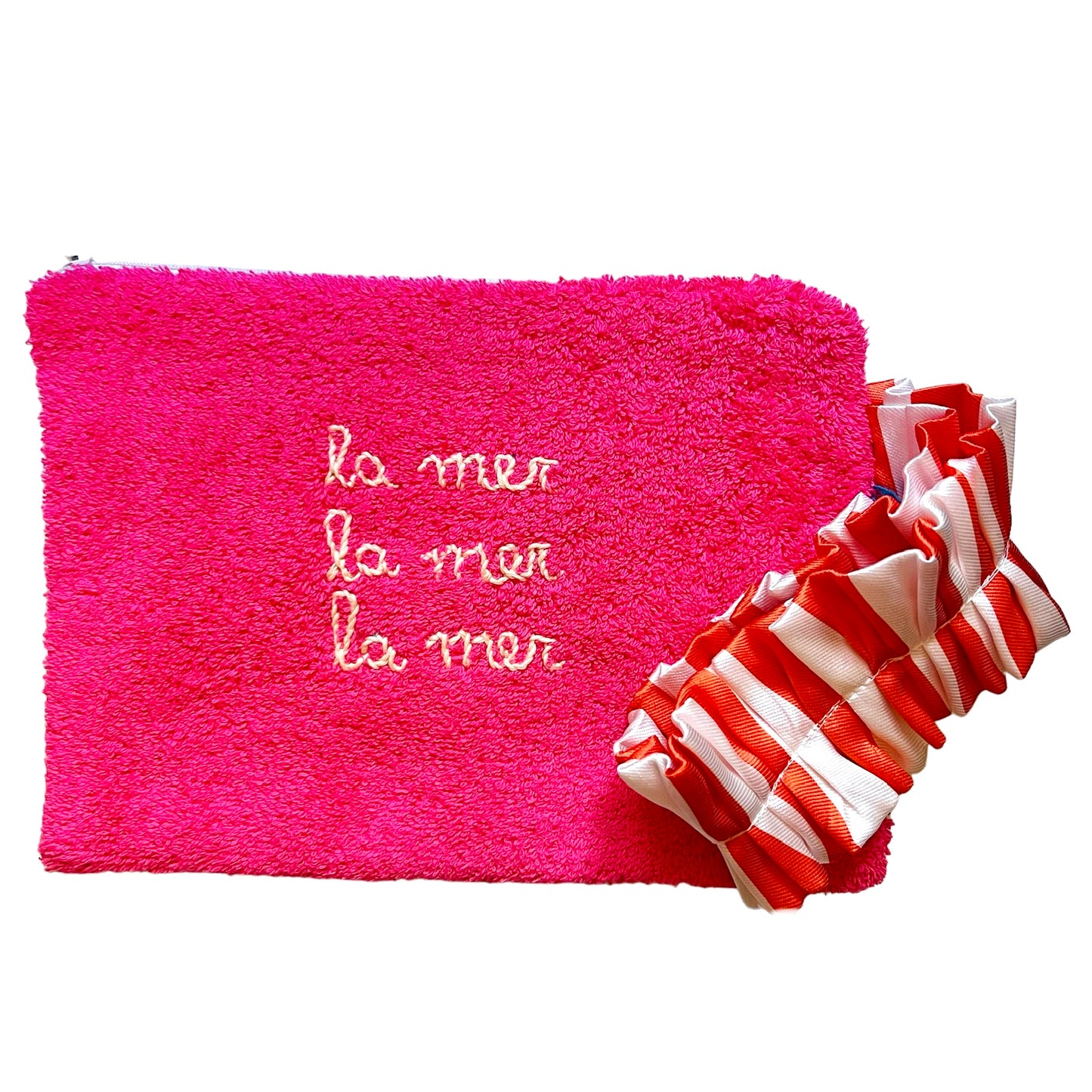 Busta pochette in spugna fucsia ricamata a mano " la mer la mer la mer"