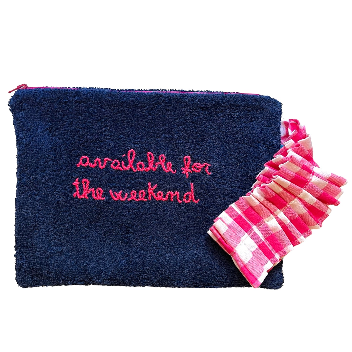 Busta pochette in spugna blu ricamata a mano " Available for the weekend "