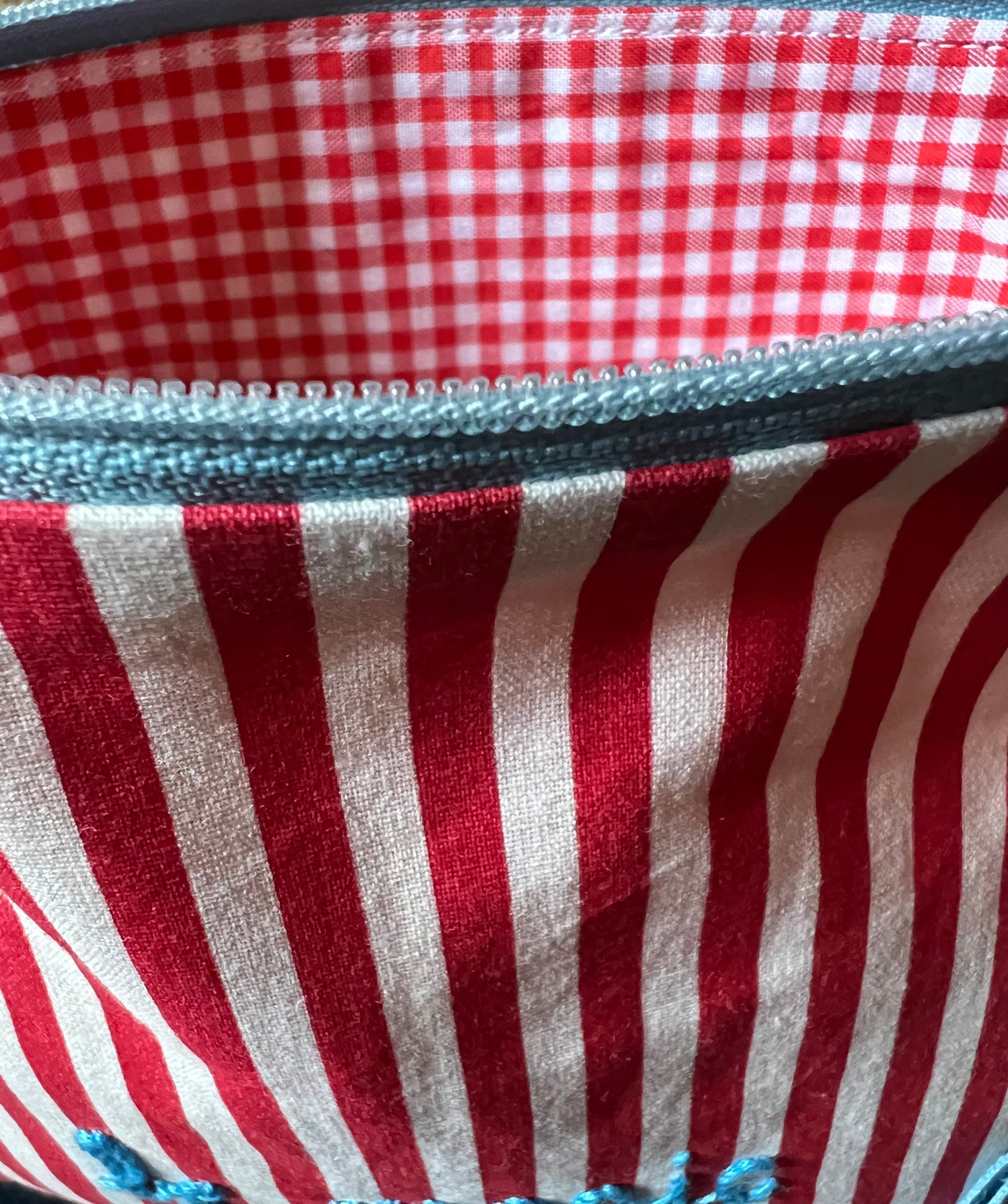 New! Madame-milleusi in tessuto a righe rosse "be magic" ricamata a mano