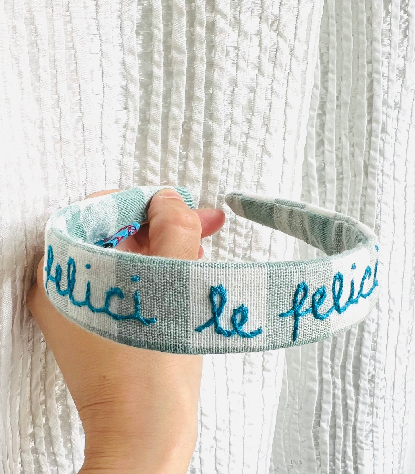 cerchietto per capelli “ felici le felici” ricamato a mano