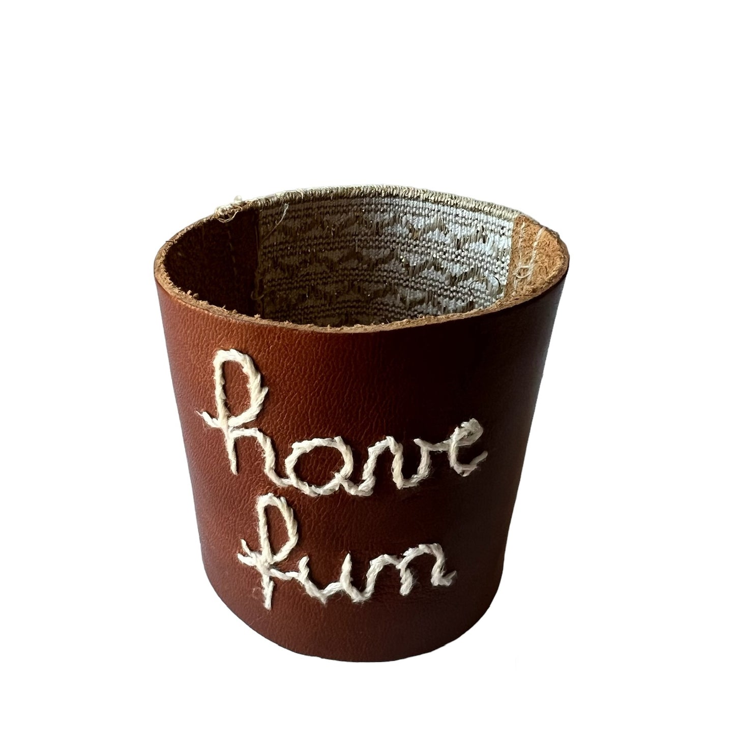 bracciale alto in cuoio fiore ricamato a mano "have fun" e retro in elastico lurex