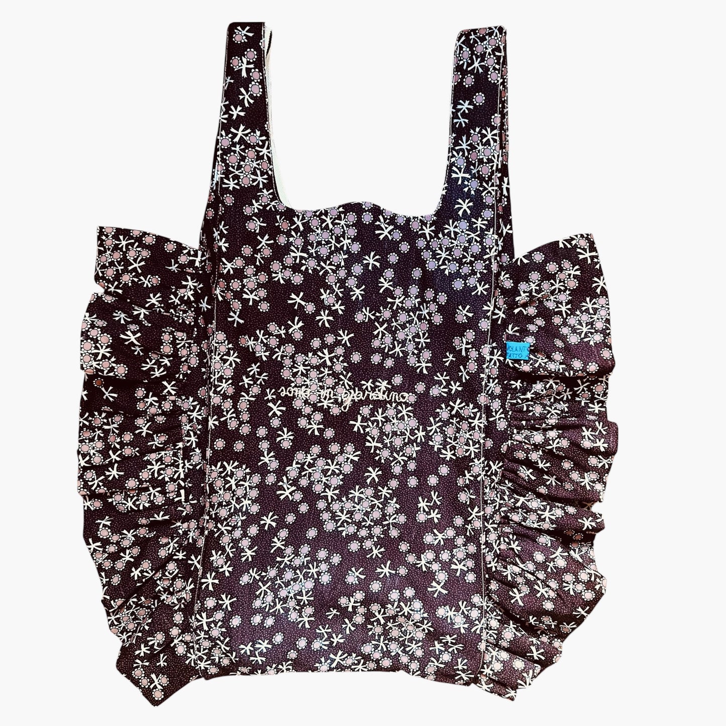 Borsa maxi a mano “ sono in giardino “ ricamata a mano