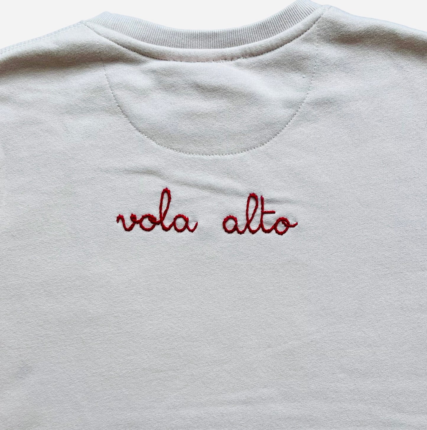 felpa girocollo rosa polvere con vari ricami a mano davanti e dietro "cuore d'oro"