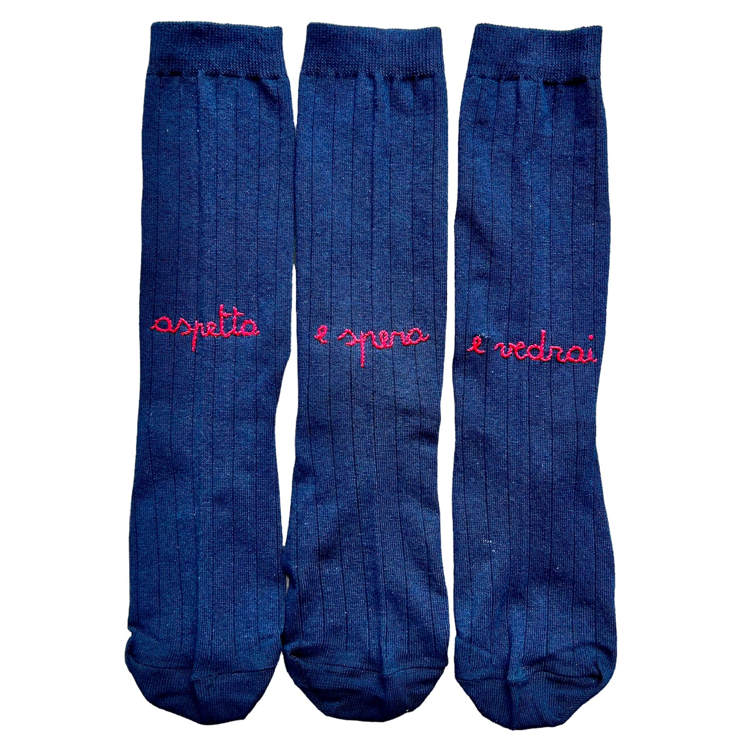 tris calzini blu navy "aspetta / e spera / e vedrai ricamati a mano