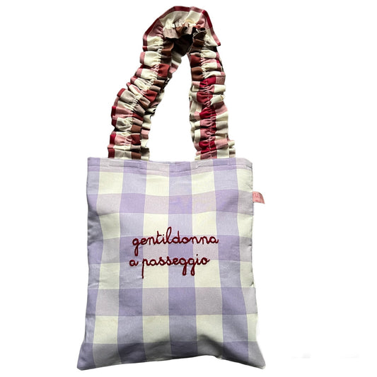 shopping bag “ gentildonna a passeggio” ricamata a mano