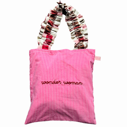 shopping bag "wonder woman" ricamata a mano