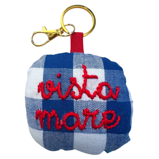 portachiavi a quadretti bluette “vista mare” ricamato a mano