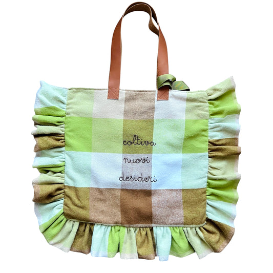 shopping bag maxi quadri in flanella verde pistacchio, cioccolato e panna "coltiva nuovi desideri” ricamata a mano