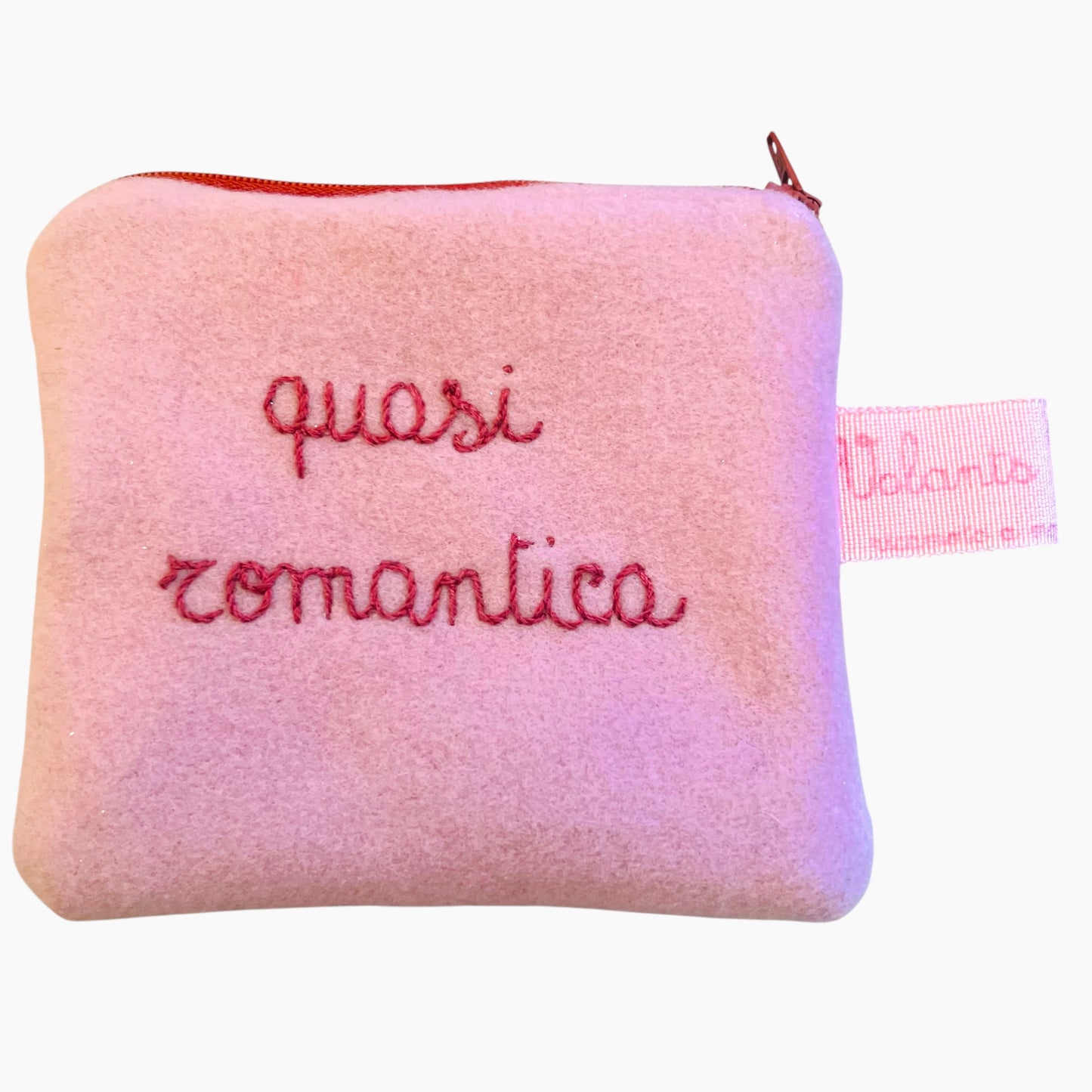 bustina in panno di lana rosa "quasi romantica" ricamata a mano