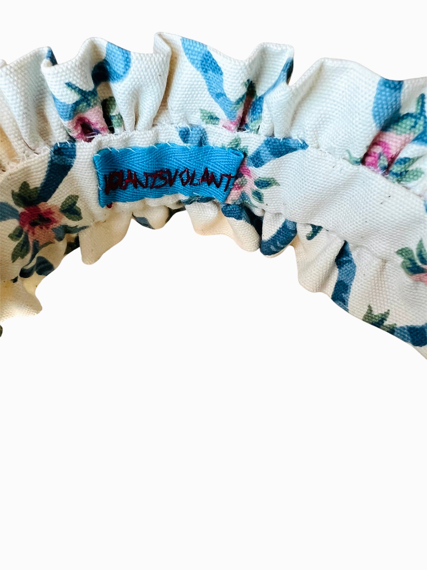 cerchietto per capelli in tela con nastri e fiori con volants " merci la vie" ricamato a mano